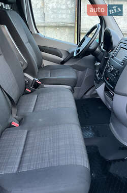 Грузовой фургон Mercedes-Benz Sprinter 2015 в 