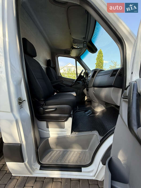 Автовоз Mercedes-Benz Sprinter 2015 в Косове