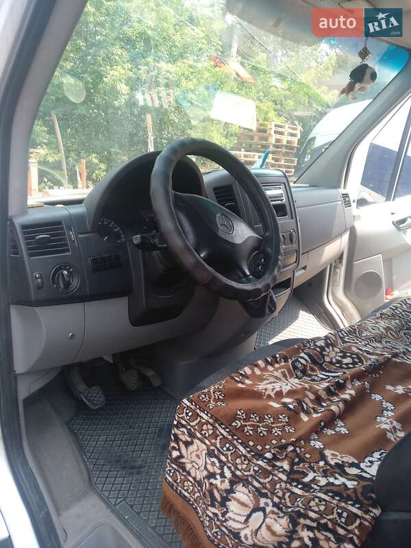 Грузовой фургон Mercedes-Benz Sprinter 2012 в Днепре