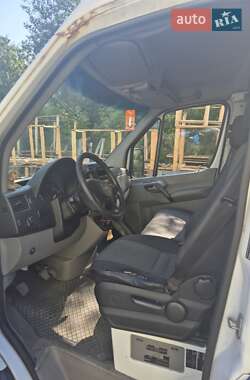 Грузовой фургон Mercedes-Benz Sprinter 2012 в 