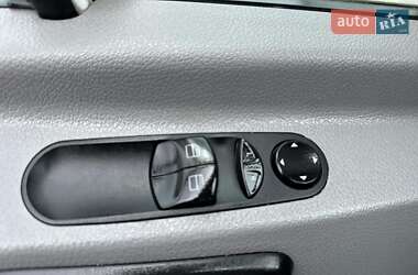 Грузопассажирский фургон Mercedes-Benz Sprinter 2015 в 