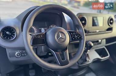 Грузовой фургон Mercedes-Benz Sprinter 2020 в 