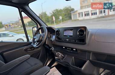Грузовой фургон Mercedes-Benz Sprinter 2020 в 