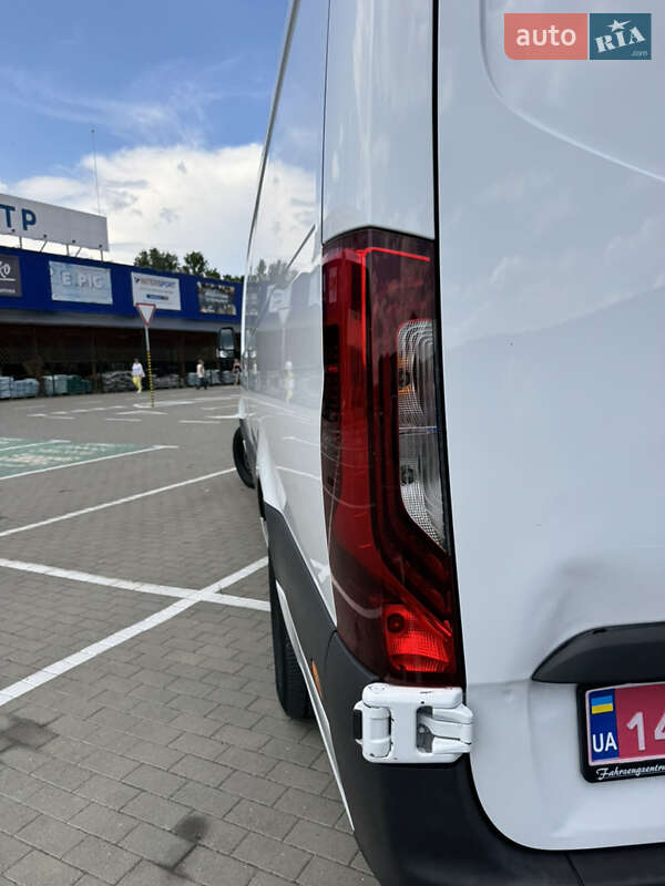 Грузовой фургон Mercedes-Benz Sprinter 2020 в Калуше
