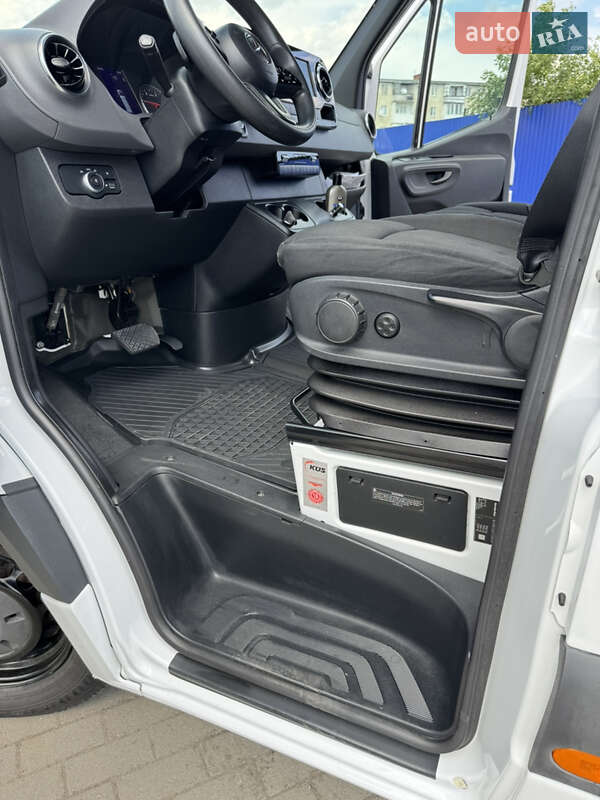 Грузовой фургон Mercedes-Benz Sprinter 2020 в Калуше