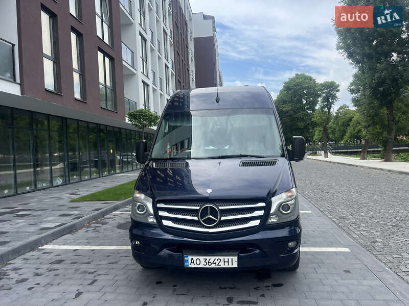 Микроавтобус Mercedes-Benz Sprinter 2014 в Сваляве