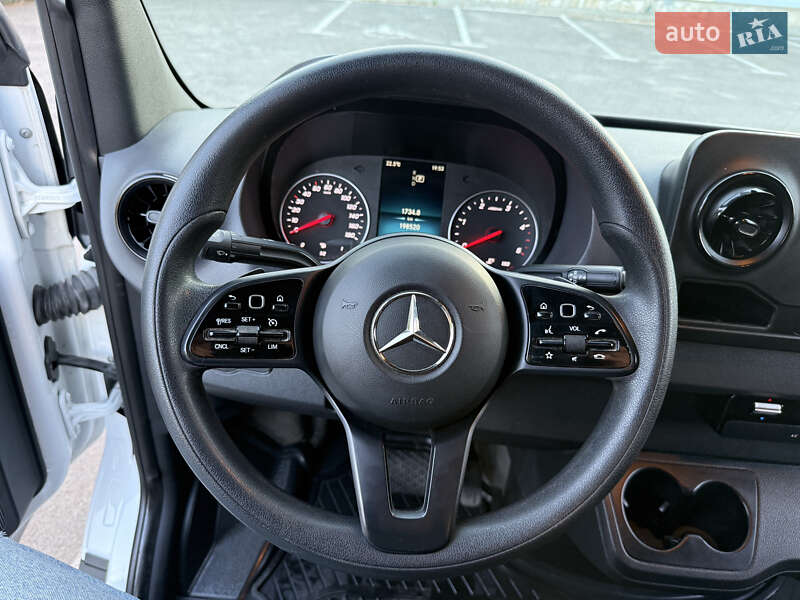 Грузовой фургон Mercedes-Benz Sprinter 2021 в Дубно