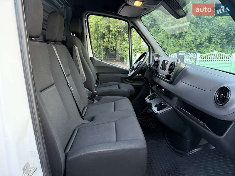Грузовой фургон Mercedes-Benz Sprinter 2021 в Дубно
