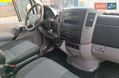 Грузовой фургон Mercedes-Benz Sprinter 2013 в 