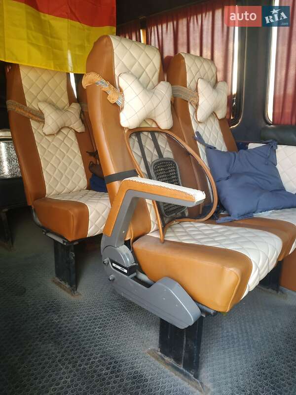 Микроавтобус Mercedes-Benz Sprinter 1996 в Днепре