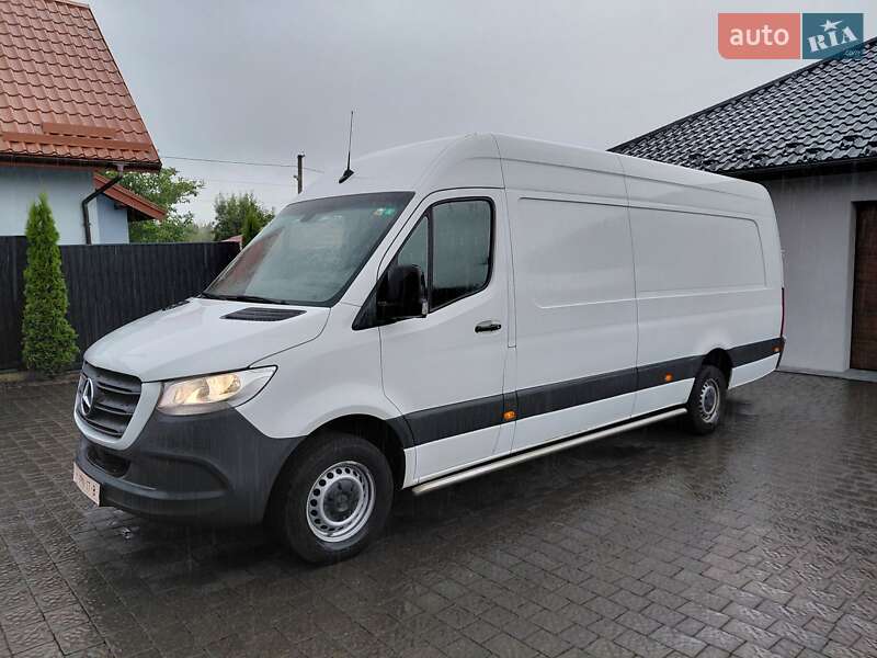 Грузовой фургон Mercedes-Benz Sprinter 2022 в Долине