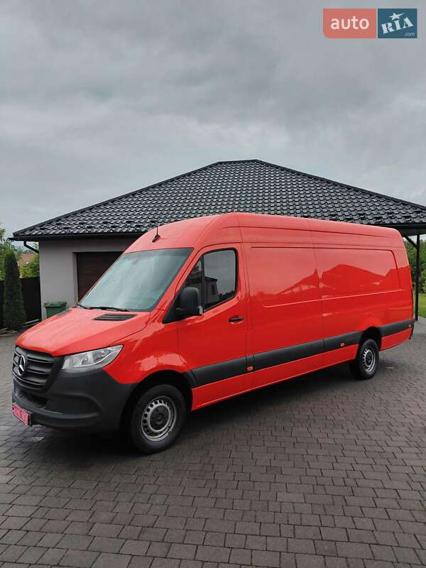 Mercedes-Benz Sprinter 2021