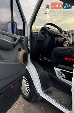 Микроавтобус Mercedes-Benz Sprinter 2000 в 