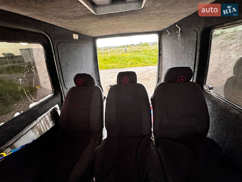 Микроавтобус Mercedes-Benz Sprinter 2000 в Тернополе