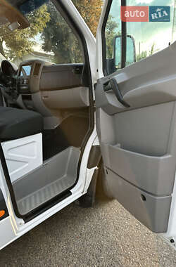 Грузовой фургон Mercedes-Benz Sprinter 2015 в 