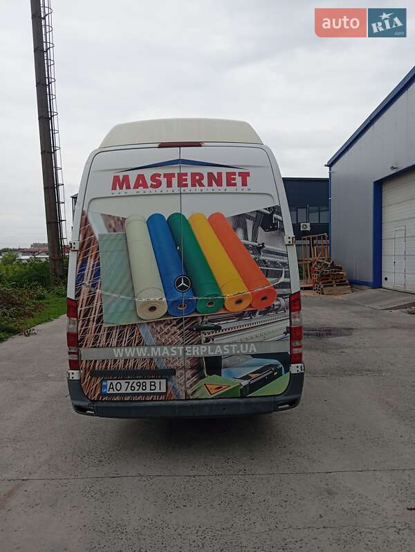 Грузовой фургон Mercedes-Benz Sprinter 2012 в Ужгороде
