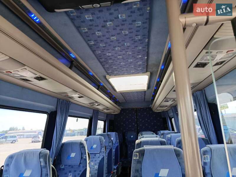 Туристический / Междугородний автобус Mercedes-Benz Sprinter 2010 в Хотине