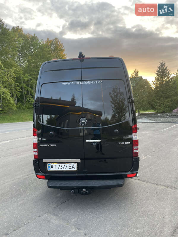 Вантажопасажирський фургон Mercedes-Benz Sprinter 2017 в Коломиї