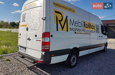 Грузовой фургон Mercedes-Benz Sprinter 2011 в 