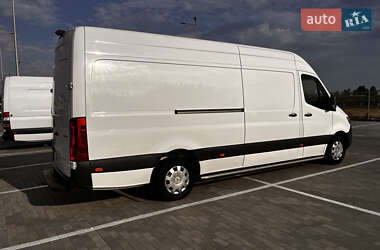 Грузовой фургон Mercedes-Benz Sprinter 2021 в 