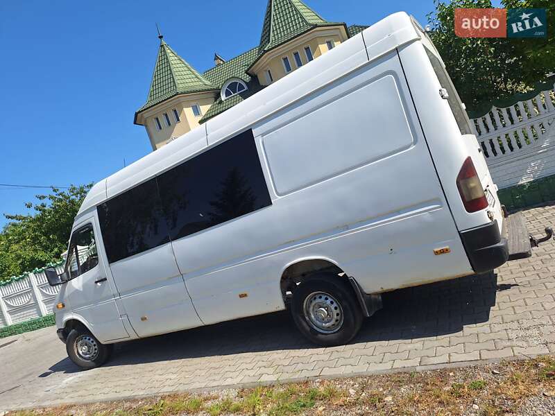 Мікроавтобус Mercedes-Benz Sprinter 2000 в Чернівцях