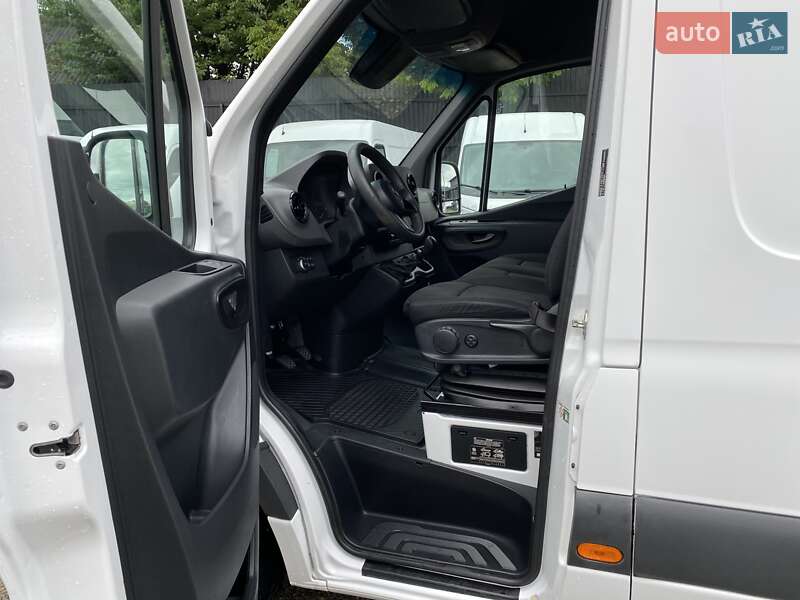 Грузовой фургон Mercedes-Benz Sprinter 2020 в Хусте
