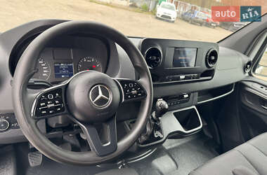 Грузовой фургон Mercedes-Benz Sprinter 2020 в 