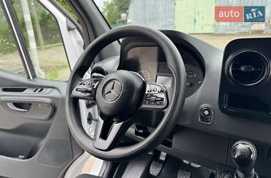 Грузовой фургон Mercedes-Benz Sprinter 2020 в 