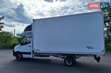 Грузовой фургон Mercedes-Benz Sprinter 2021 в 