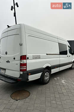 Грузовой фургон Mercedes-Benz Sprinter 2017 в 