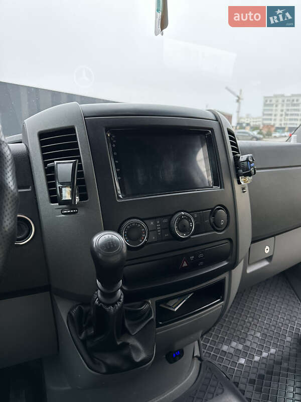 Грузовой фургон Mercedes-Benz Sprinter 2017 в Хмельницком