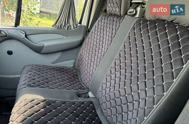 Тентованый Mercedes-Benz Sprinter 2005 в 
