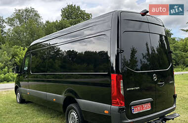Вантажопасажирський фургон Mercedes-Benz Sprinter 2020 в 