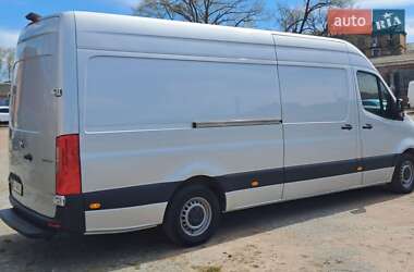 Грузовой фургон Mercedes-Benz Sprinter 2020 в 