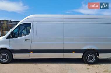 Грузовой фургон Mercedes-Benz Sprinter 2020 в 
