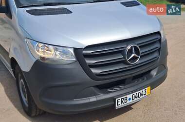 Грузовой фургон Mercedes-Benz Sprinter 2020 в 