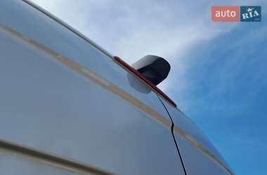 Грузовой фургон Mercedes-Benz Sprinter 2020 в 