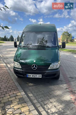 Грузовой фургон Mercedes-Benz Sprinter 2002 в 