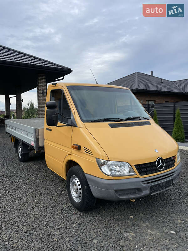 Mercedes-Benz Sprinter 2004