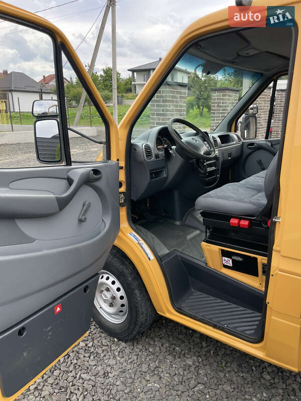 Борт Mercedes-Benz Sprinter 2004 в Луцке