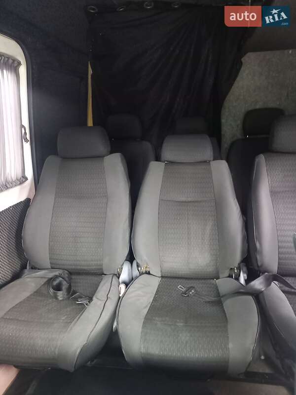 Вантажопасажирський фургон Mercedes-Benz Sprinter 2005 в Вінниці
