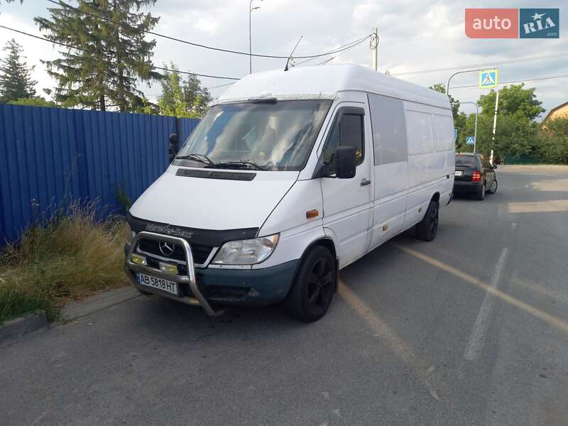 Mercedes-Benz Sprinter 2005