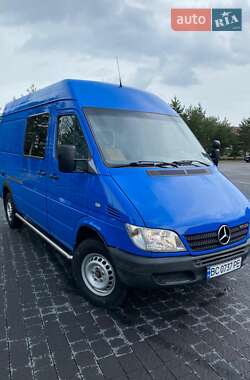Грузовой фургон Mercedes-Benz Sprinter 2004 в Самборе