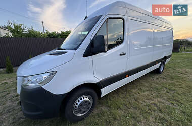 Грузовой фургон Mercedes-Benz Sprinter 2018 в 