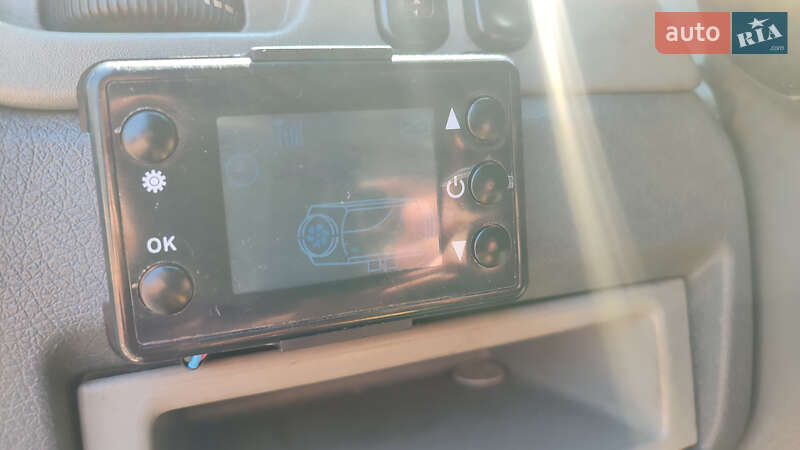 Мікроавтобус Mercedes-Benz Sprinter 2006 в Виноградові фото 10 Мікроавтобус Mercedes-Benz Sprinter 2006 в Виноградові