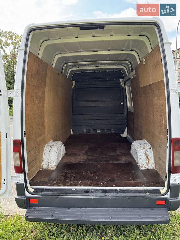 Вантажний фургон Mercedes-Benz Sprinter 2005 в Рівному