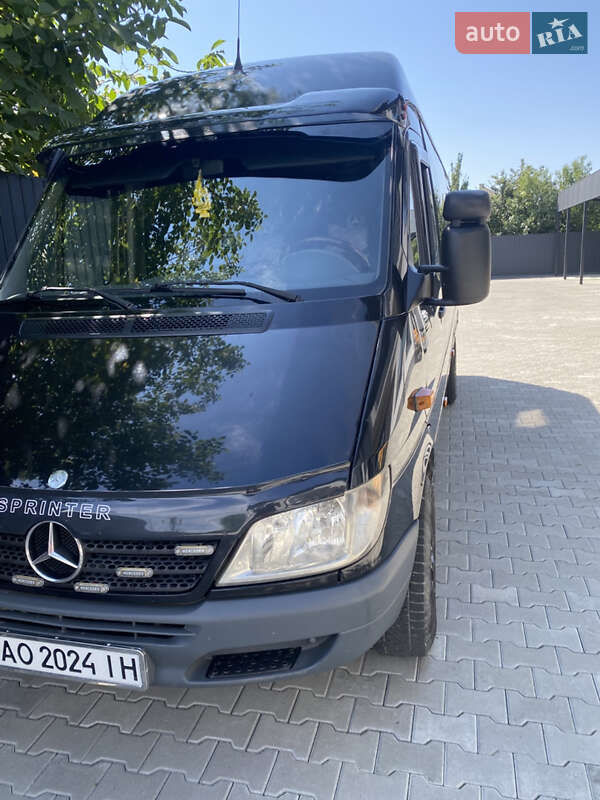 Mercedes-Benz Sprinter 2005