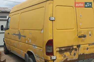 Грузовой фургон Mercedes-Benz Sprinter 2003 в 