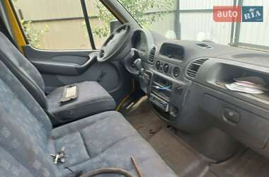 Грузовой фургон Mercedes-Benz Sprinter 2003 в 