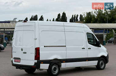 Грузовой фургон Mercedes-Benz Sprinter 2021 в 